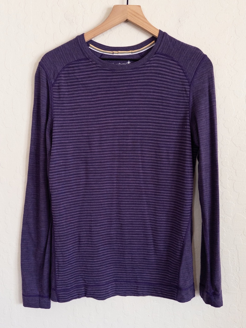 Smartwool 100% Merino Wool Long Sleeve Crewneck Base Layer Top XL Purple Stripes